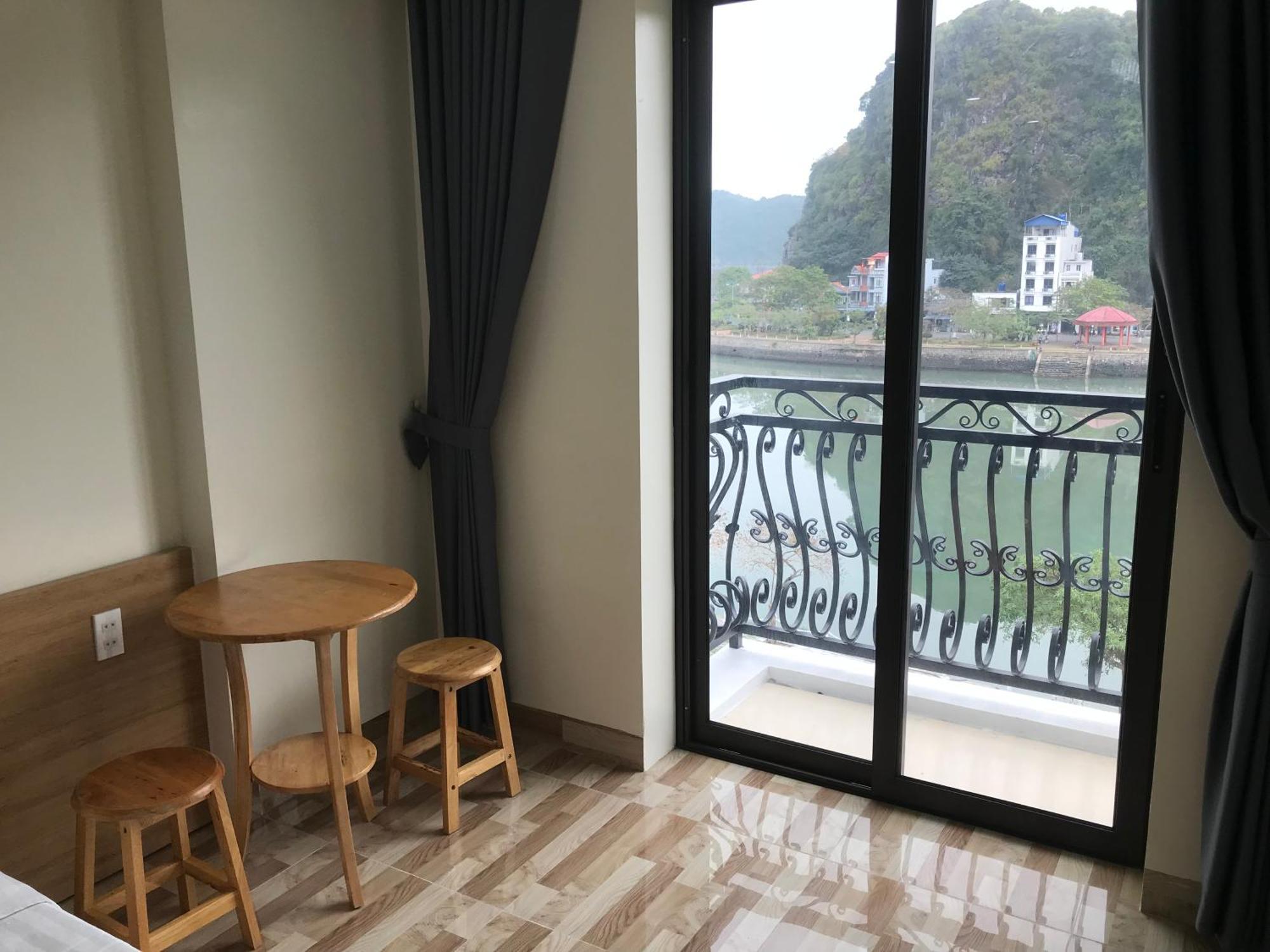 Sea Balcony Hotel Dong Khe Sau Zewnętrze zdjęcie